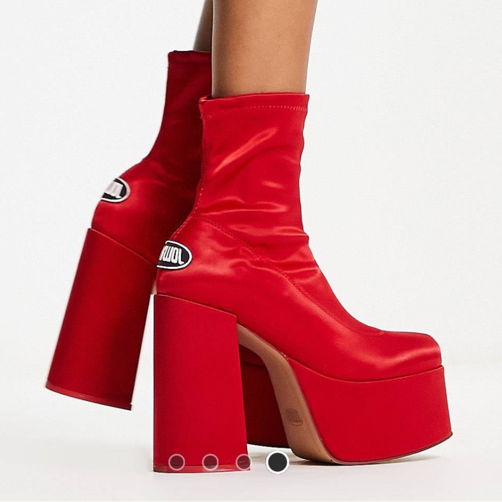 NOKWOL exclusive Ellie platform ankle boot